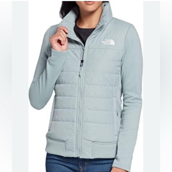 The North Face Women's Soft Blue Puffer Jacket - Picture 1 of 5